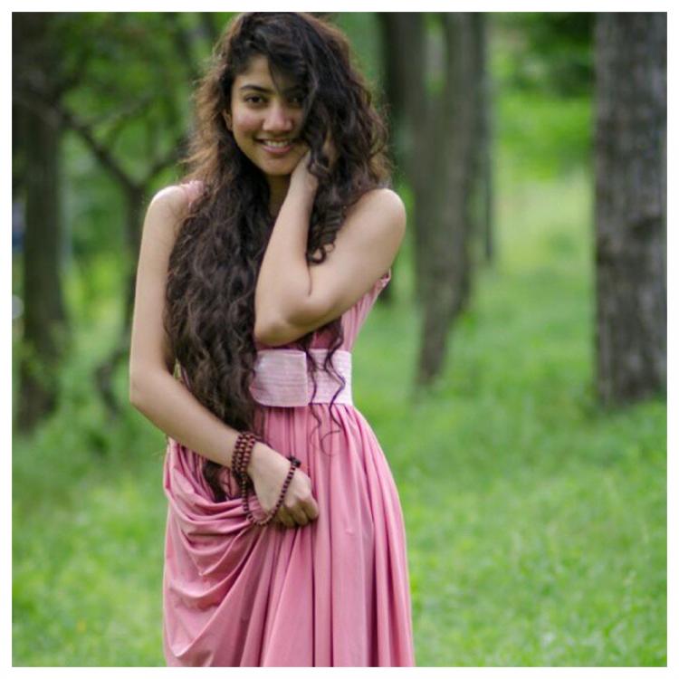 Sai Pallavi & Anushka Shetty Inspired Must-Have Colours To Add In Your Wardrobe - 1