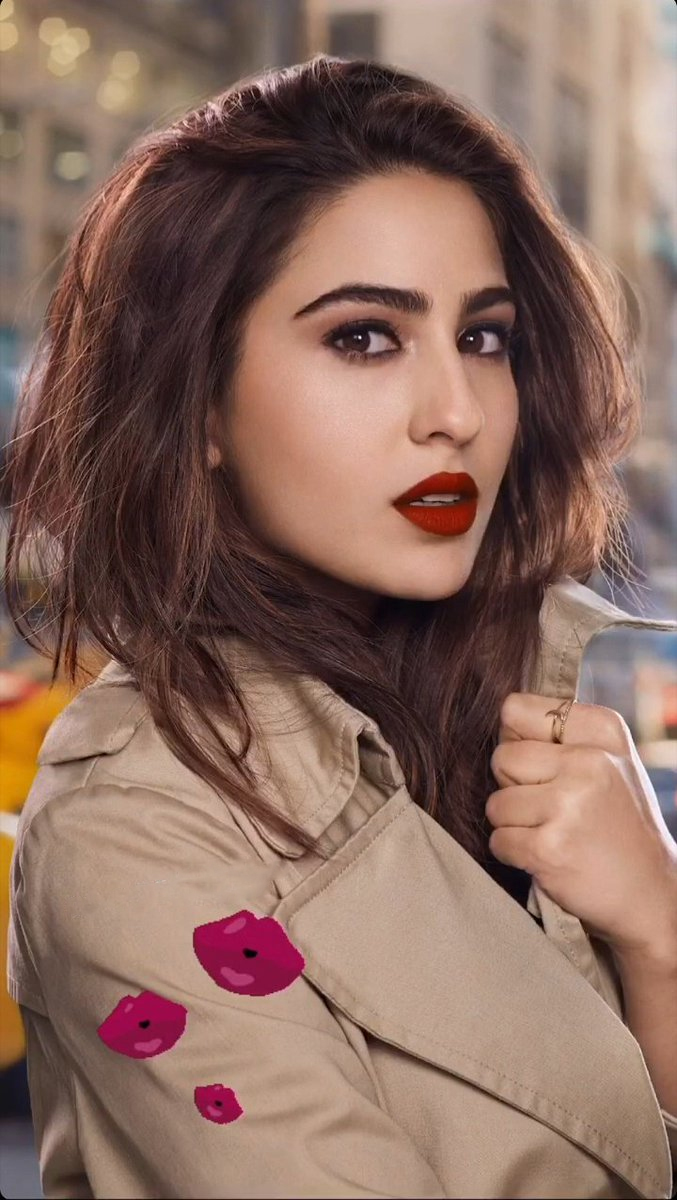 Sara Ali Khan And Tara Sutaria Boldest Lipstick Shades You Must Try For Your Date Night Iwmbuzz