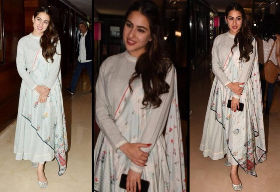 Sara Ali Khan Teaches How To Switch From Formals To Ethnic With Ease - 3