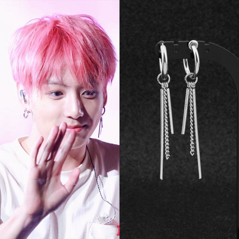 Score High In Fashion: Suga’s Head To Toe Accessories To Look Striking - 0