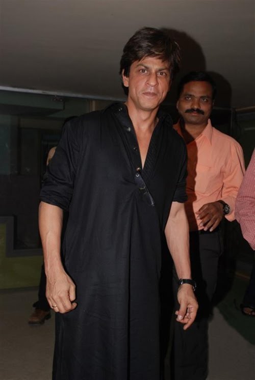 Shah Rukh Khan & Ranbir Kapoor Find Comfort In Cotton Kurtas - 1