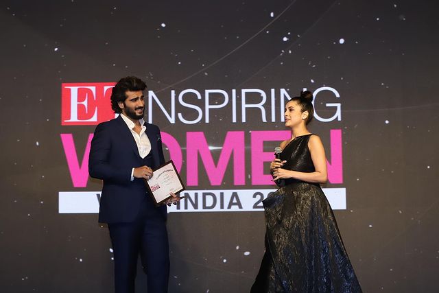 Shehnaaz Gill VS Erica Fernandes: Who Styled The Outfit Better At ET Inspiring Women Awards? - 2