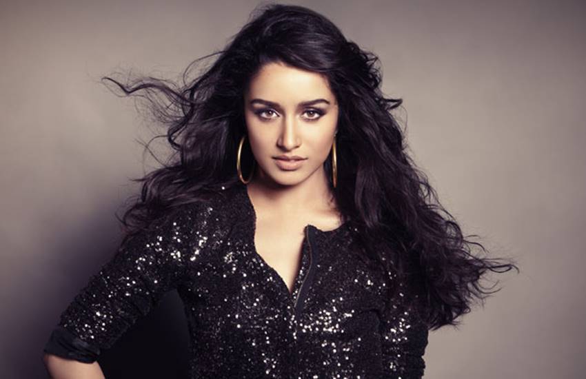 Shraddha Kapoor’s Approved Homemade Face Mask & Trick To Get Rid Of Puffy Eyes - 1