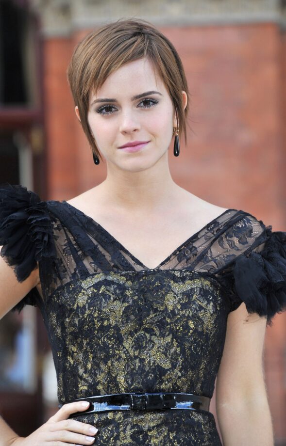 Emma Watson & Her Love For Black Dresses Are A Match Made In Heaven, Steal Them - 6