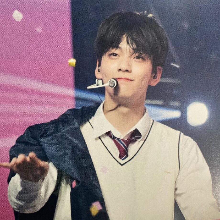 TXT Taehyun Teaches Netizens The Skill Of Layering Like A Pro - 3