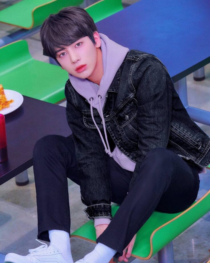 TXT Taehyun Teaches Netizens The Skill Of Layering Like A Pro - 5