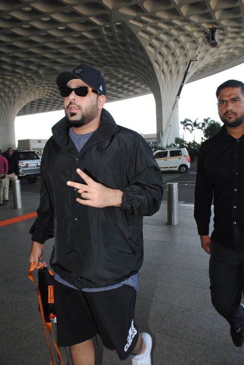 Visit The Airport With Swag Like Badshah: Best Airport Outfits - 2