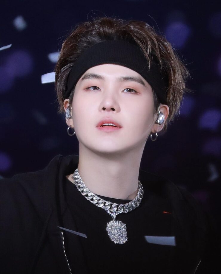 Wear Jewellery And Make Hot Statements Like BTS Suga - 3