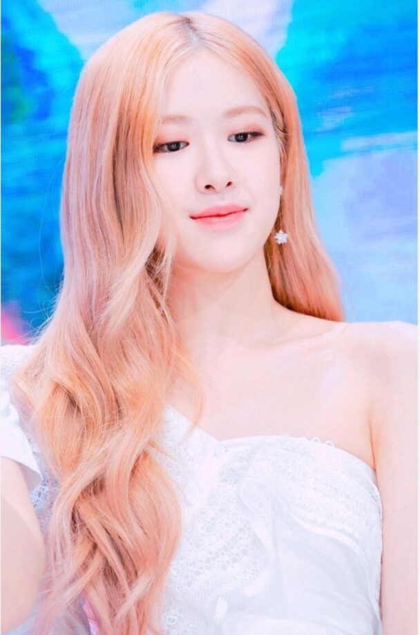 BLACKPINK’s Rose Is A Real Life Disney Princess! - 2