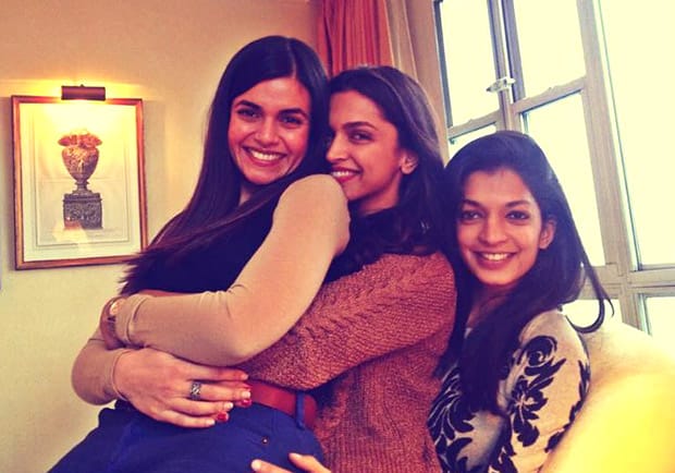 Alia Bhatt-Akansha Kapoor To Kareena Kapoor Khan-Malaika Arora: B’Town Divas Who Are Real-Life BFFs! - 2