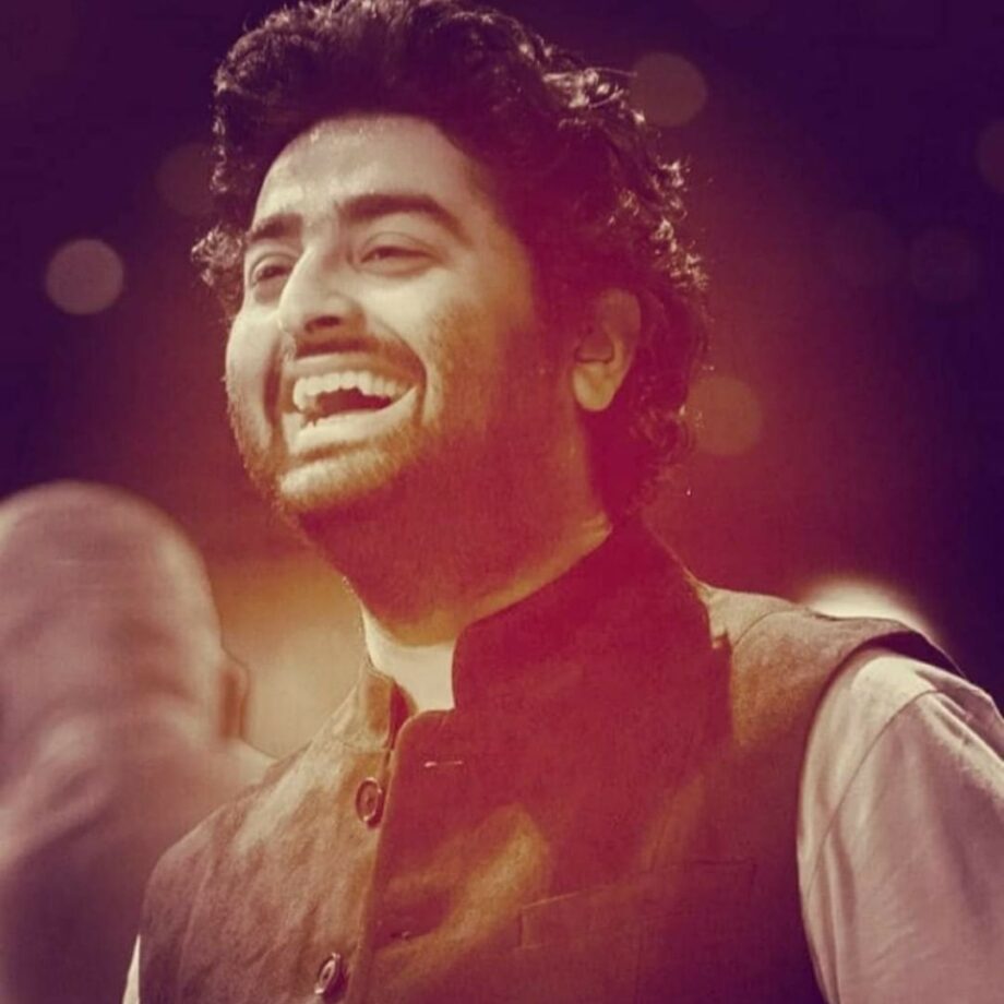 Arijit Singh’s Smile Is Melting The Hearts Of Netizens, Check Out ASAP - 0