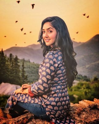 Ashnoor Kaur’s Hair Care: Take Cues That Will Help You To Shine Your Hair & Strengthen It - 0