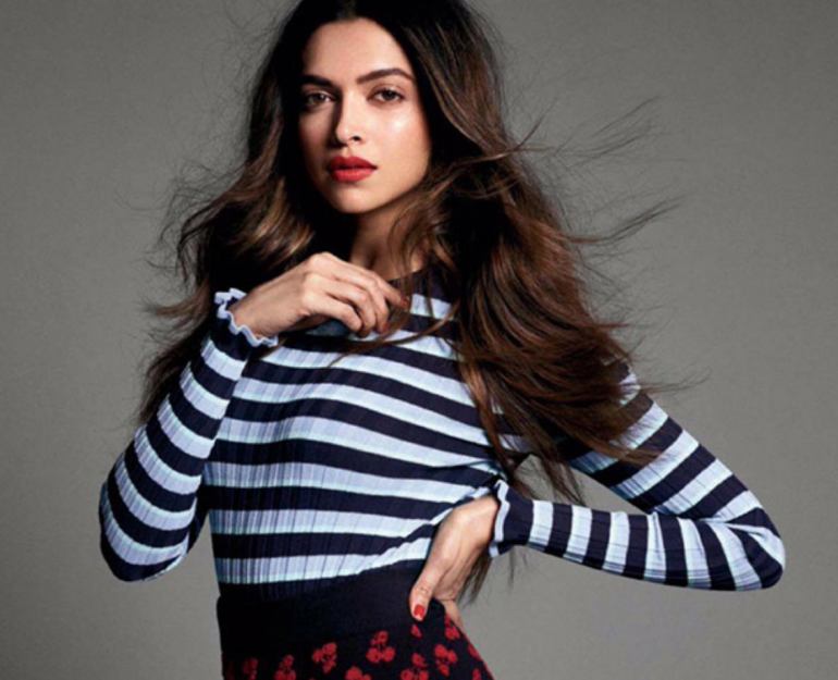 Beauty Queen: Is There Any Outfit That Deepika Padukone Can’t Slay In? See Her Mesmerizing Pics - 1