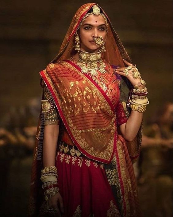 Best Trendy Bridal Looks From Padmavat Deepika Padukone That Will Never Get Off, BookMark Your Favorite Outfit - 0