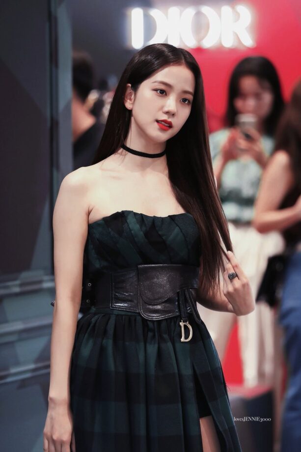 BLACKPINK member Jisoo’s best fashion moments! - 0