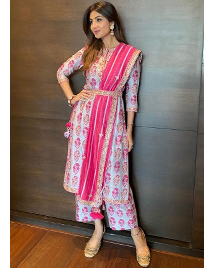 Bright Vs Pastel: In Which Colour Does Shilpa Shetty Slay Better? - 3