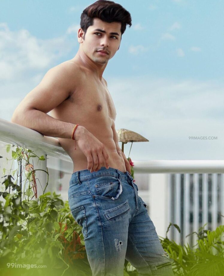 5 Times Siddharth Nigam Flaunted His Toned Abs And Made Us Go Weak In The Knee - 9