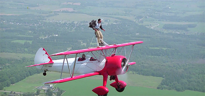 Daredevil! From Singh Is Bling To Blue: 5 Dangerous Stunts By Akshay Kumar Throughout His Bollywood Career - 1