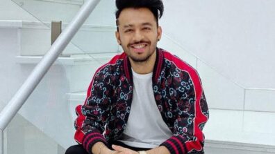 How does Tony Kakkar deal with negativity in life?