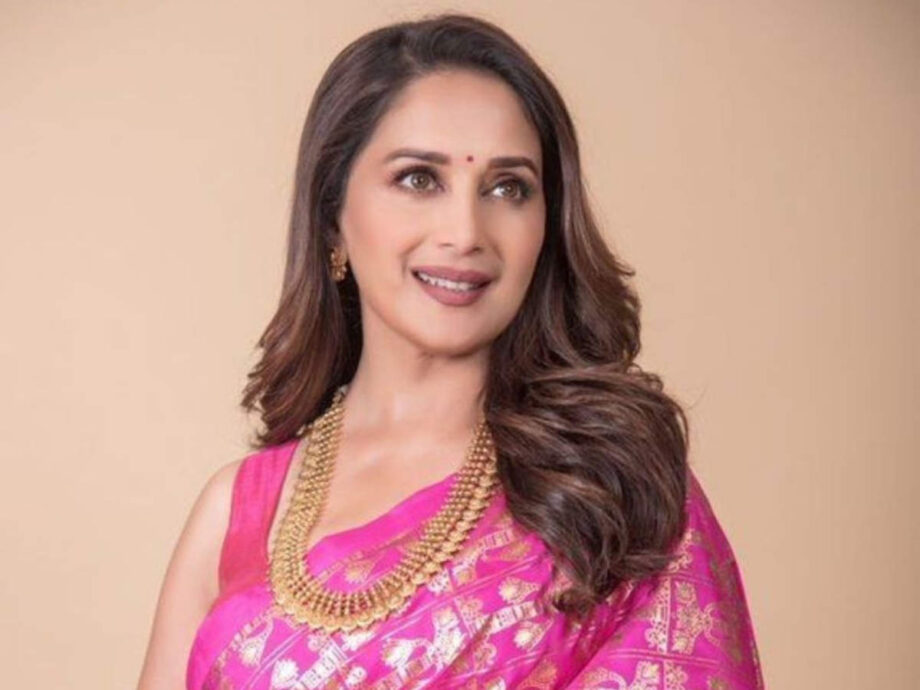 Hunt For Madhuri Dixit’s Jewellery To Uplift Any Boring Looks - 3