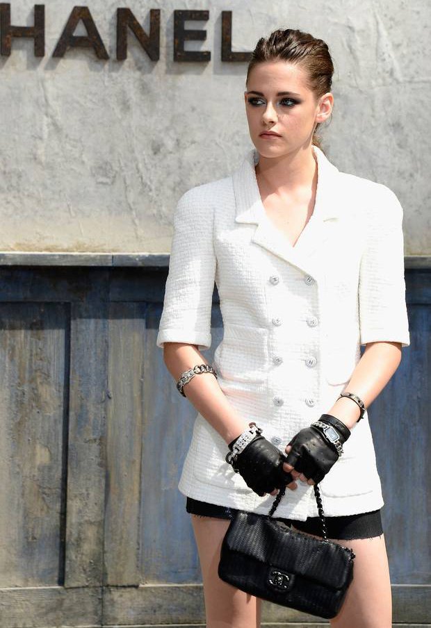 Kristen Stewart & Her Marvellous Bag Collection Will Make You Crazy, Check Out - 1