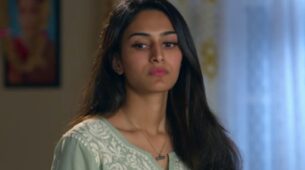 Kuch Rang Pyar Ke Aise Bhi Written Update S03 Ep26 16th August 2021:  Dev fails to convince Sonakshi to return home