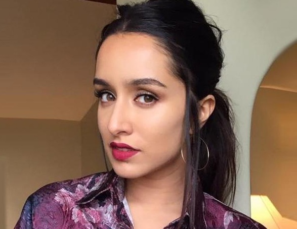 Love Shraddha Kapoor’s Make-Up? Take Notes From Her To Look Glam Doll - 0