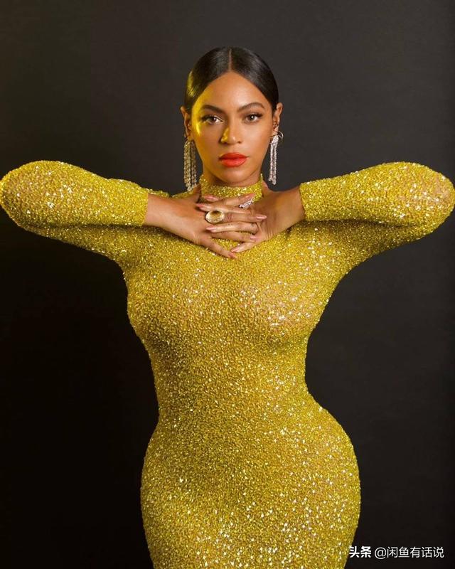 OMG! Beyonce Sets Pulses Racing In a Yellow Body Tight Dress 776888