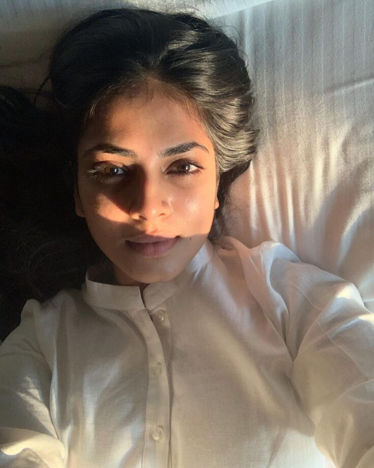 Pic Talk: See sun-lit photos of Malavika Mohanan that are too beautiful for words! - 3