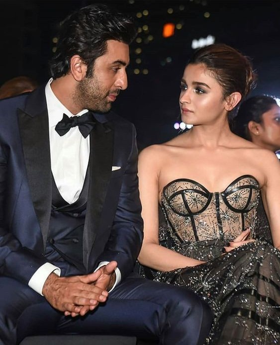 Pyaar wali love story: Alia Bhatt and Ranbir Kapoor’s chemistry will make your hearts melt - 2