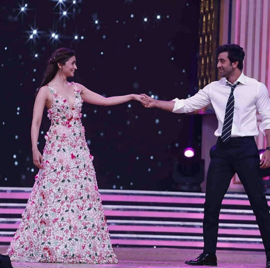 Ranbir Kapoor & Alia Bhatt Are A Fashionable Couple And We Cannot Agree Enough: Yay Or Nay? - 4