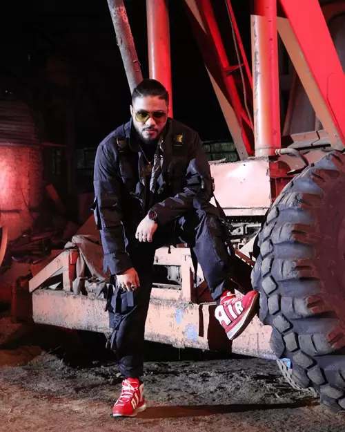 Rapper Raftaar is a Born Fashionista: We swear by these Hot Looks 866506