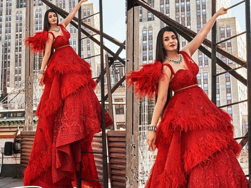 Red Was Born To Rise & Shine! Shraddha Kapoor Vs Aishwarya Rai Bachchan: Whose Reddish Dress Deserves 10/10? - 2