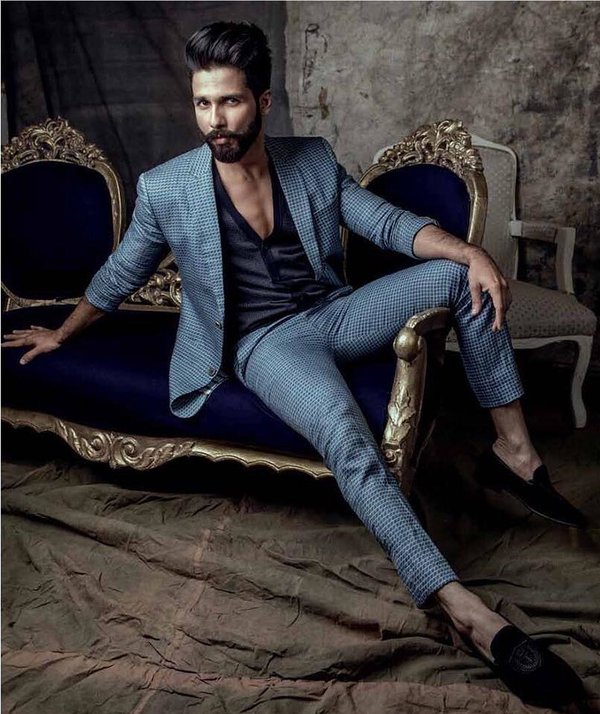 Shahid Kapoor Vs Ranveer Singh: Who Stuns The Blazer Suit Better? - 0