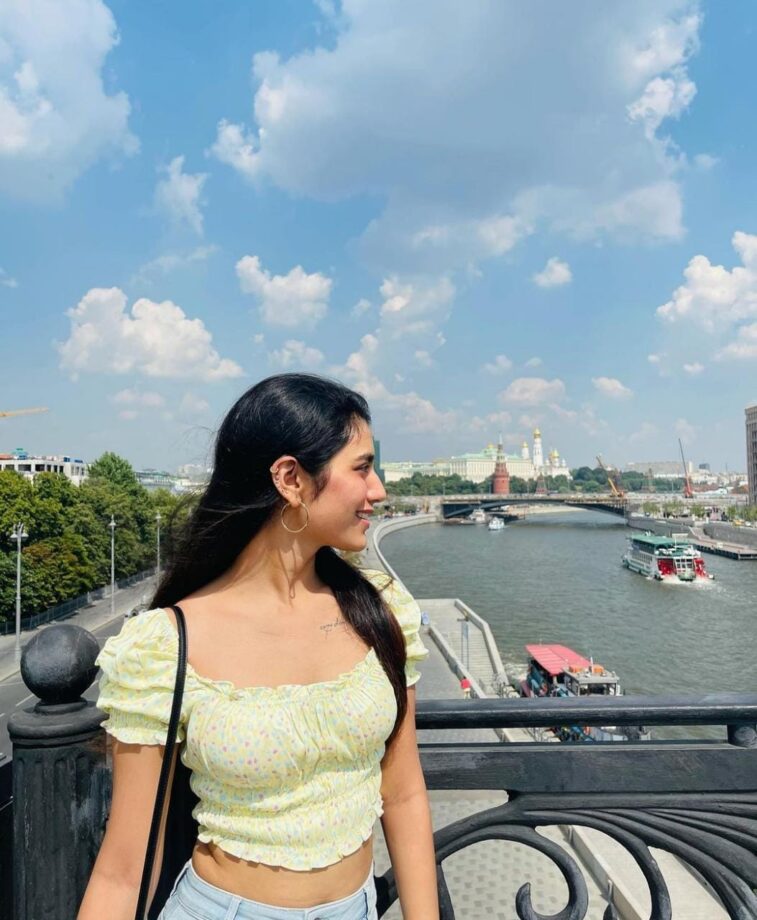 Social Media Sensation Priya Prakash Varrier’s Astonishing Pictures From Russia Will Make You Fall In Love With Her! - 7