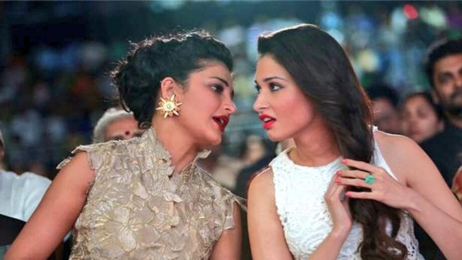 Spotted Error: Gossip Girls Tamannaah Bhatia & Shruti Haasan Spotted Telling Ear-Secrets, See Pics Here - 2