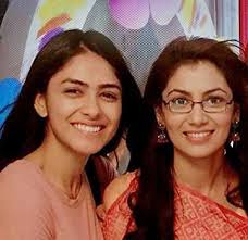 Sriti Jha Vs Mrunal Thakur: Which Diva’s Acting Admires You The Most? - 1