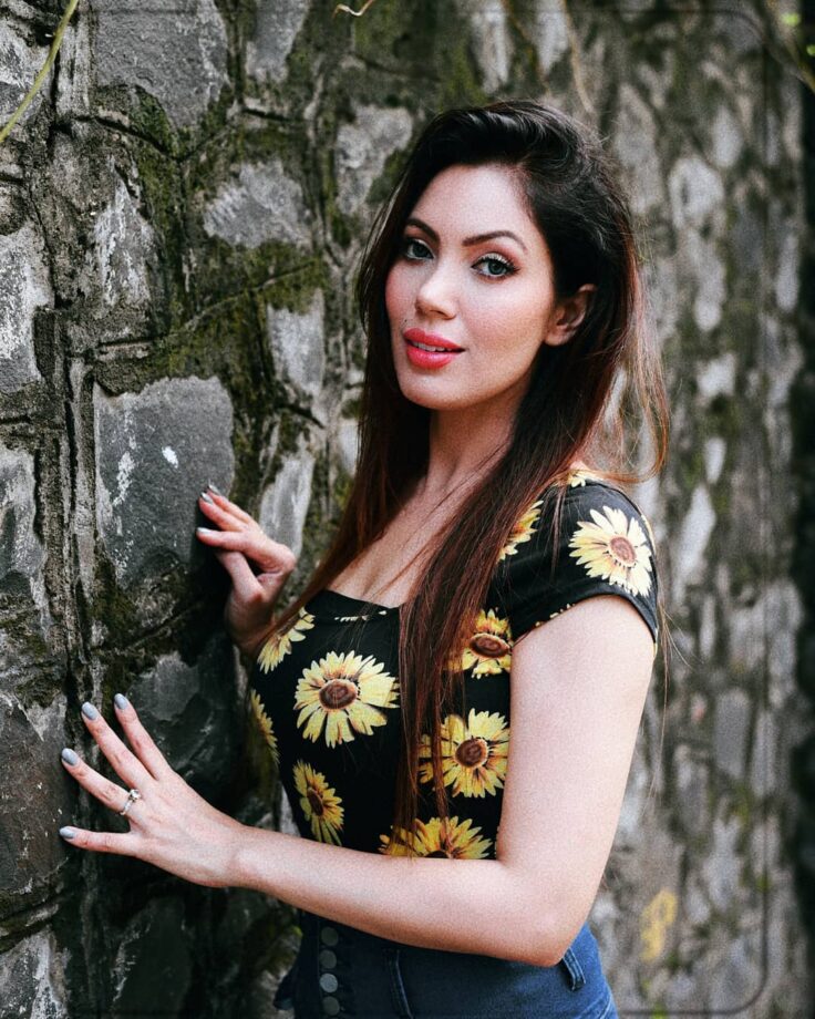 Sleek pictures of Munmun Dutta on her vacays proved her love for traveling - 6