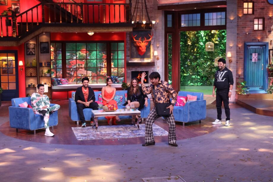 The Kapil Sharma Show: Bhuj and Bellbottom grace the stage in the inaugural episodes - 5