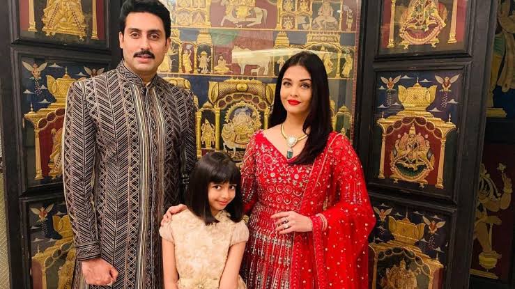 Aishwarya Rai Bachchan grooves on stage at sister’s wedding with husband Abhishek and daughter Aaradhya 451865