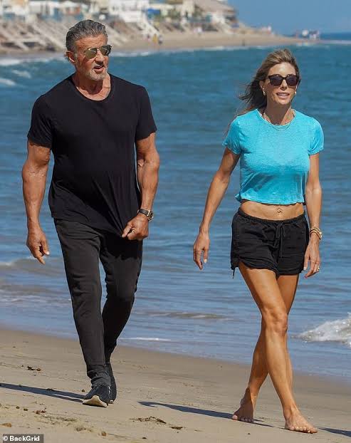 5 Adorable Pictures Of Sylvester Stallone With Wife Jennifer Flavin That Gave Us Major Couple Goals - 1