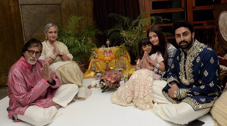 5+ Times Bachchan Family Gave Us Perfect Family Goals, Check Out Their Stunning Pictures - 2