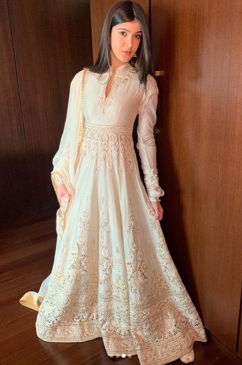 5 Times Gen Z Star Shanaya Kapoor Ditched Western Wear And Opted For Indian Wear; We’re Obsessed - 1