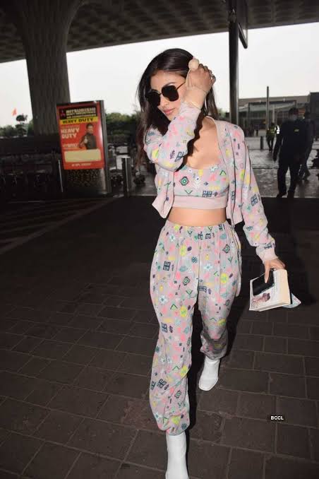 5 Times Mouni Roy Slayed The Airport Fashion Looks Like A Pro; See Pics - 1