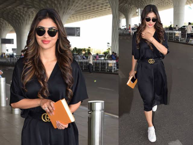 Times When Gorgeous Mouni Roy Kept Her Dressing Style Classy In All Black Look With A Sling Bag - 0