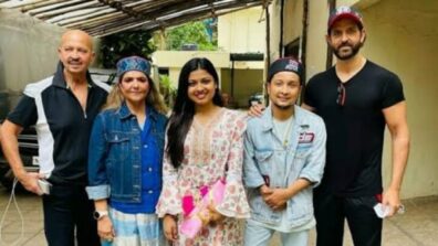 Did Hrithik Roshan’s Parents Gift A Gold Chain To Indian Idol 12 Contestants Pawandeep Rajan And Arunita Kanjilal? Check Out Here