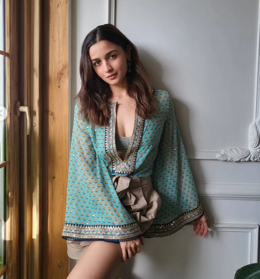 Alia Bhatt’s Boho Style Is All About Glamour, Beauty And Fashion Goals, View Pics - 0