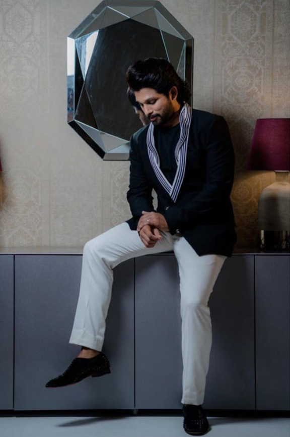 Allu Arjun’s Suiting Style Is Nothing But Dashing And Daunting, Take Fashion Notes - 0