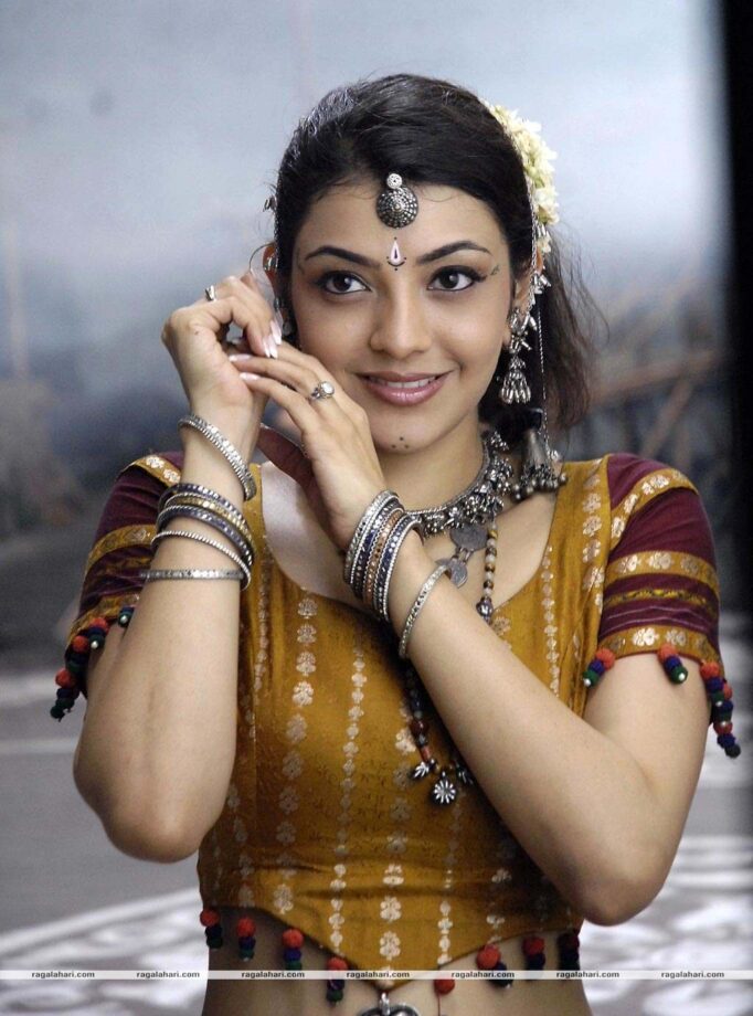 Bindiya Chamkegi: Kajal Aggarwal Is Your Perfect Guide To Slay Bindi Look, Take Hints - 4