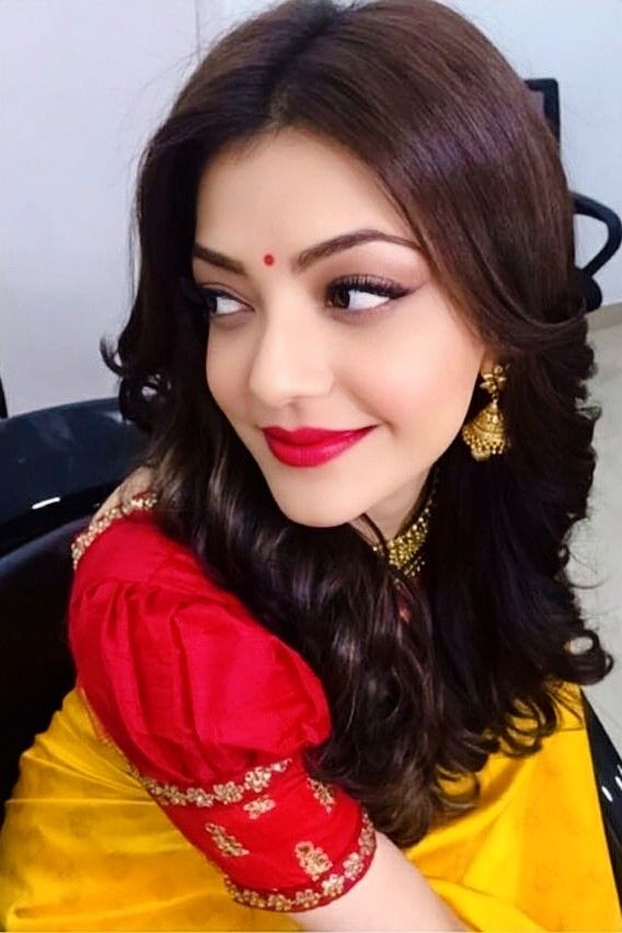 Bindiya Chamkegi: Kajal Aggarwal Is Your Perfect Guide To Slay Bindi Look, Take Hints - 1